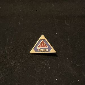 McDonald’s Team Triangle Employee Lapel Hat‎ Pin
